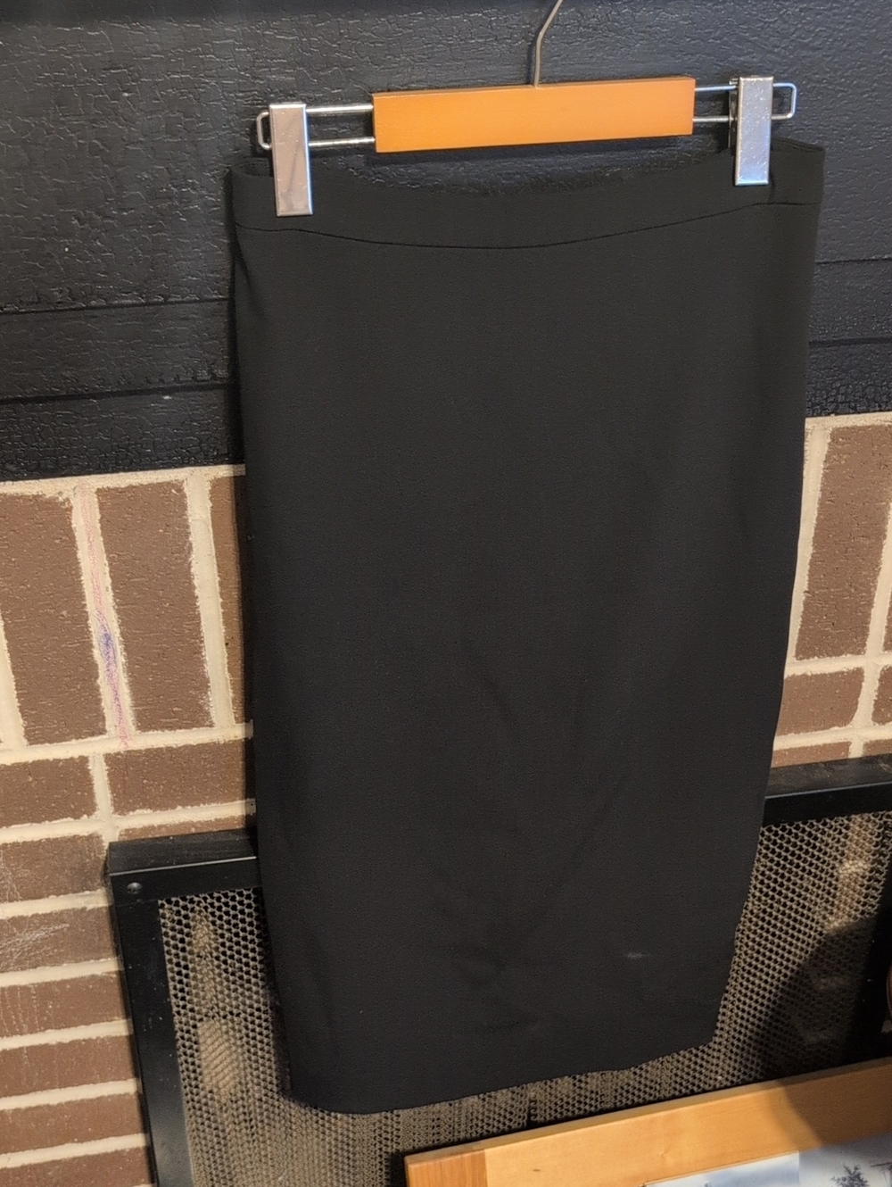BCBGMaxAzria Black Straight Pencil Skirt